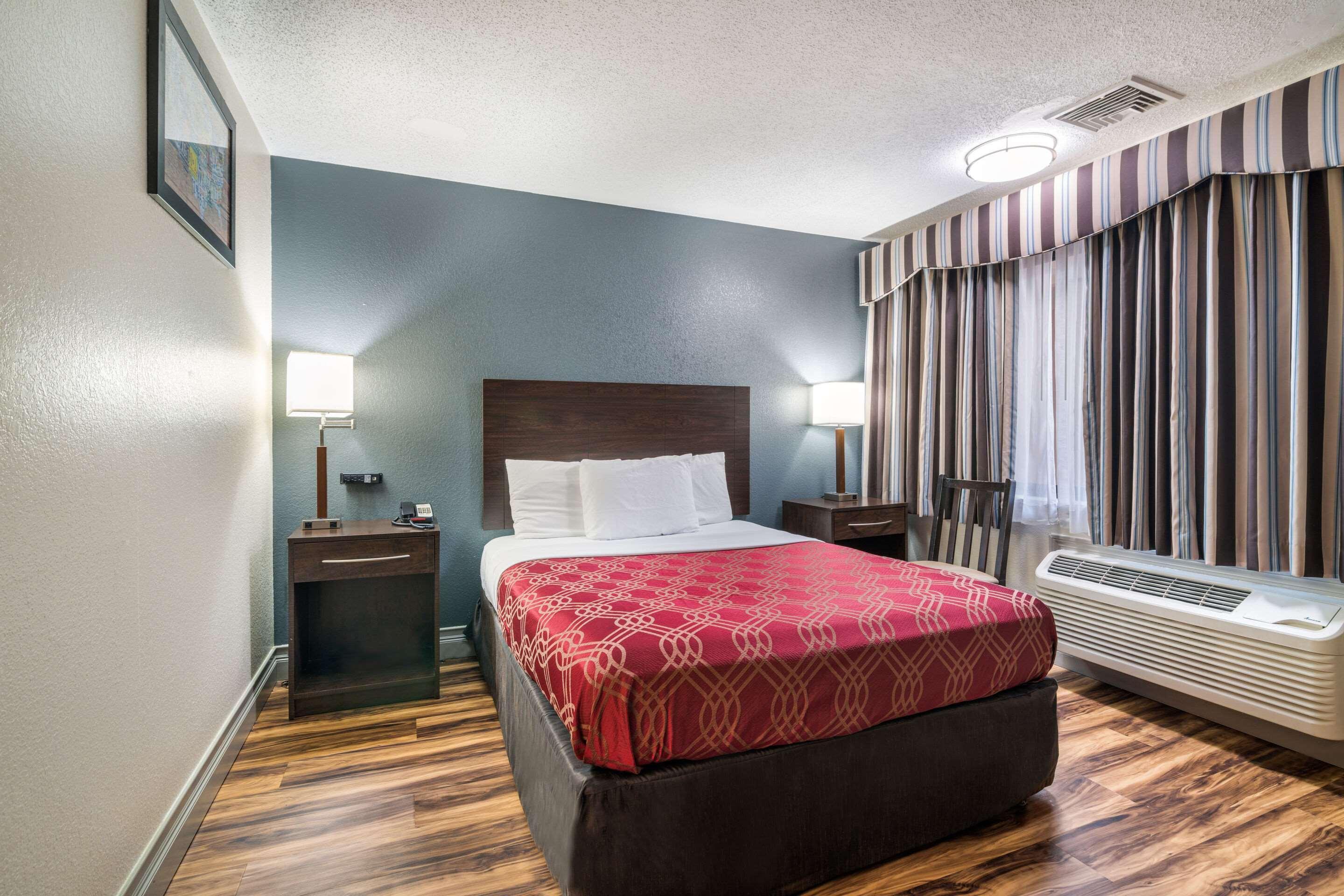 Econo Lodge Boston-Малден Экстерьер фото