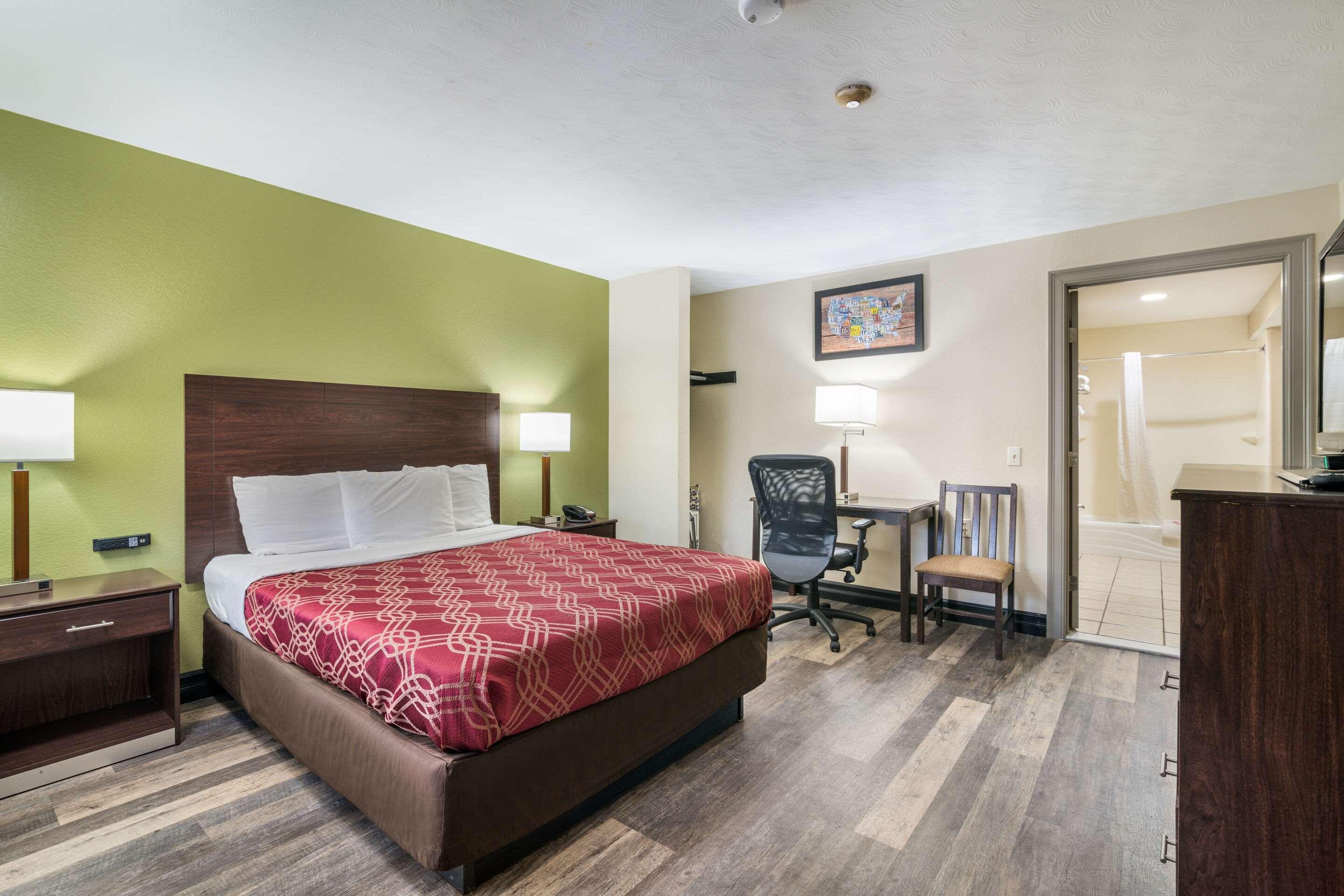 Econo Lodge Boston-Малден Экстерьер фото
