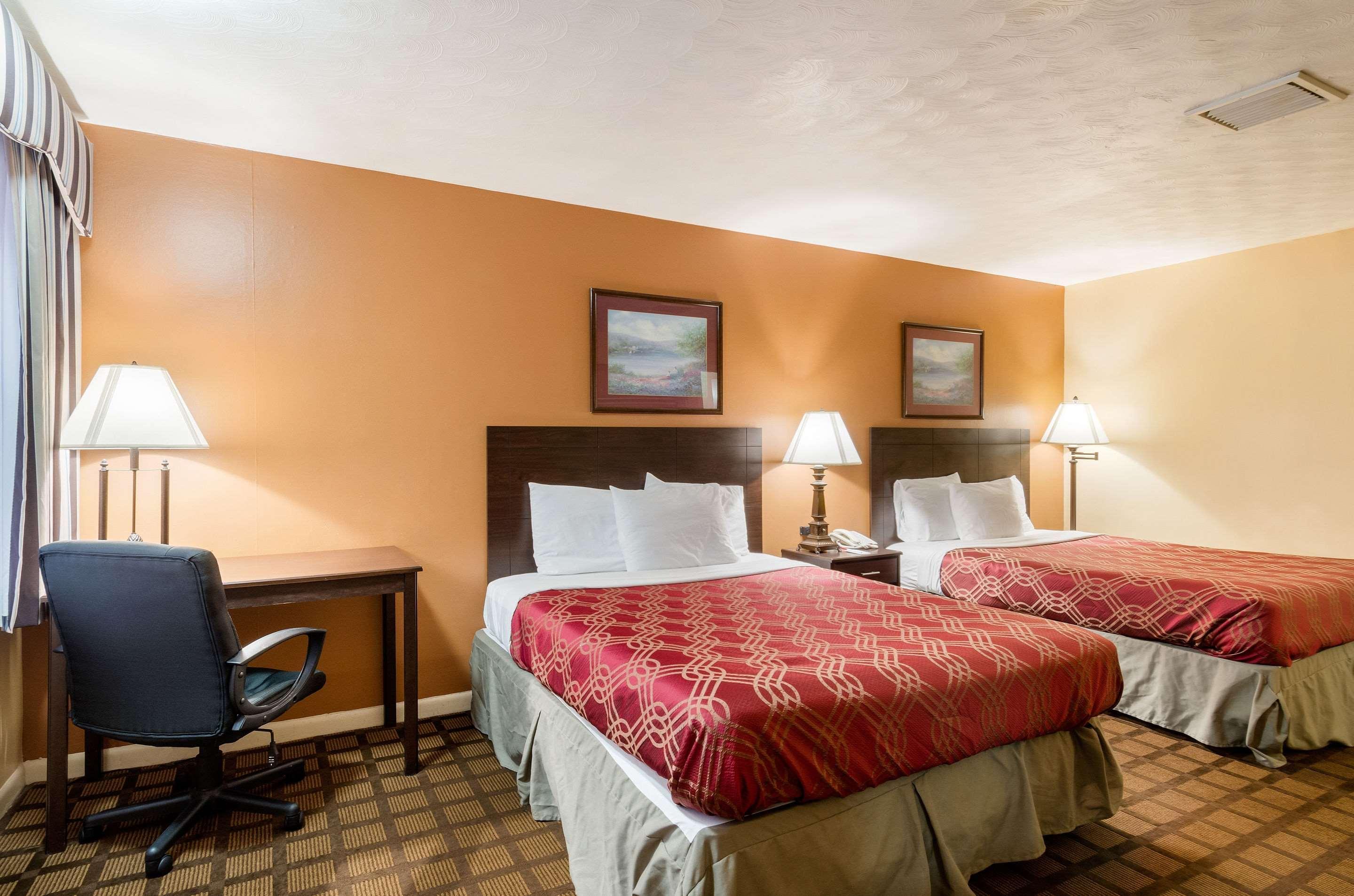 Econo Lodge Boston-Малден Экстерьер фото