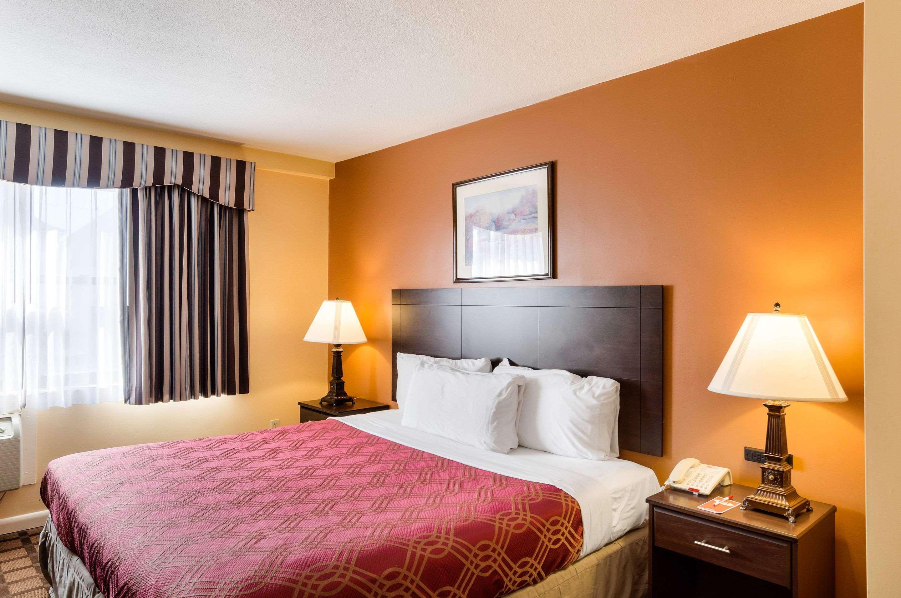 Econo Lodge Boston-Малден Экстерьер фото