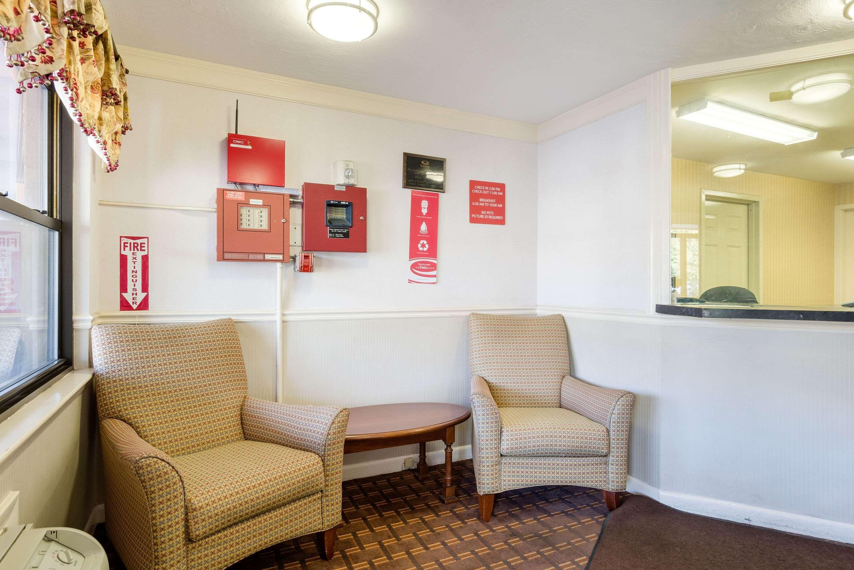 Econo Lodge Boston-Малден Экстерьер фото