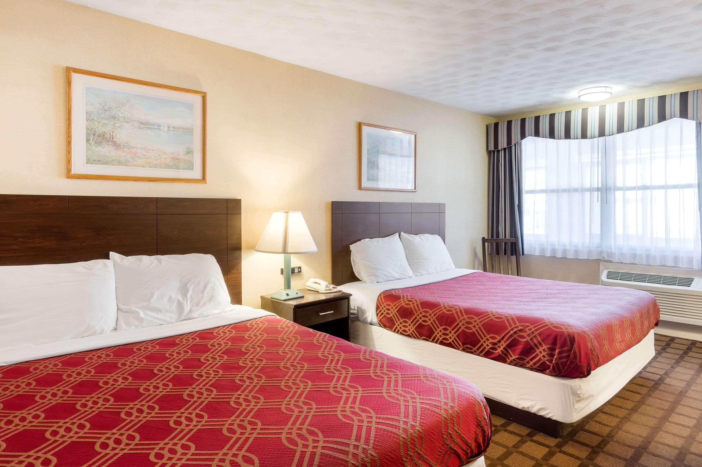 Econo Lodge Boston-Малден Экстерьер фото