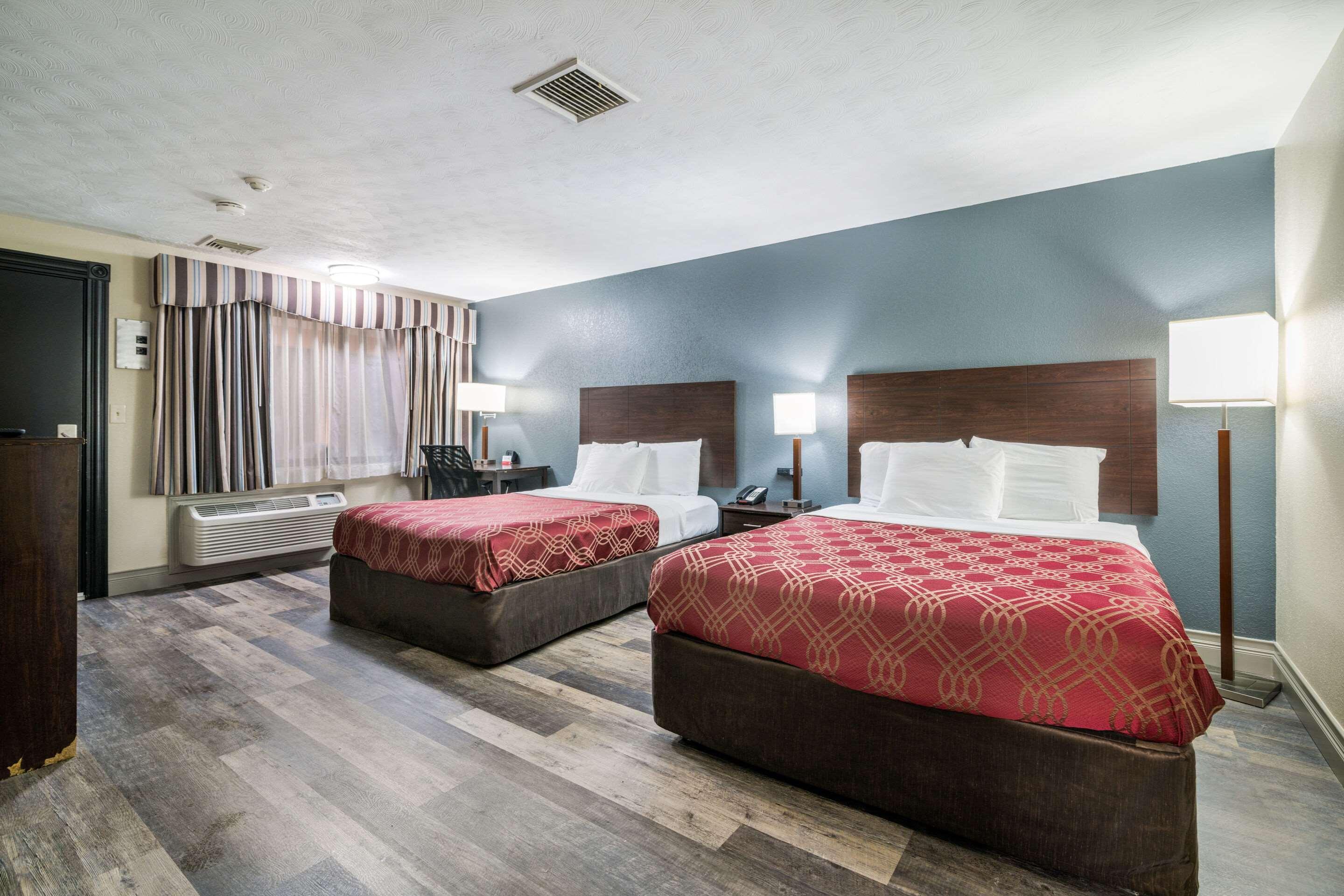 Econo Lodge Boston-Малден Экстерьер фото