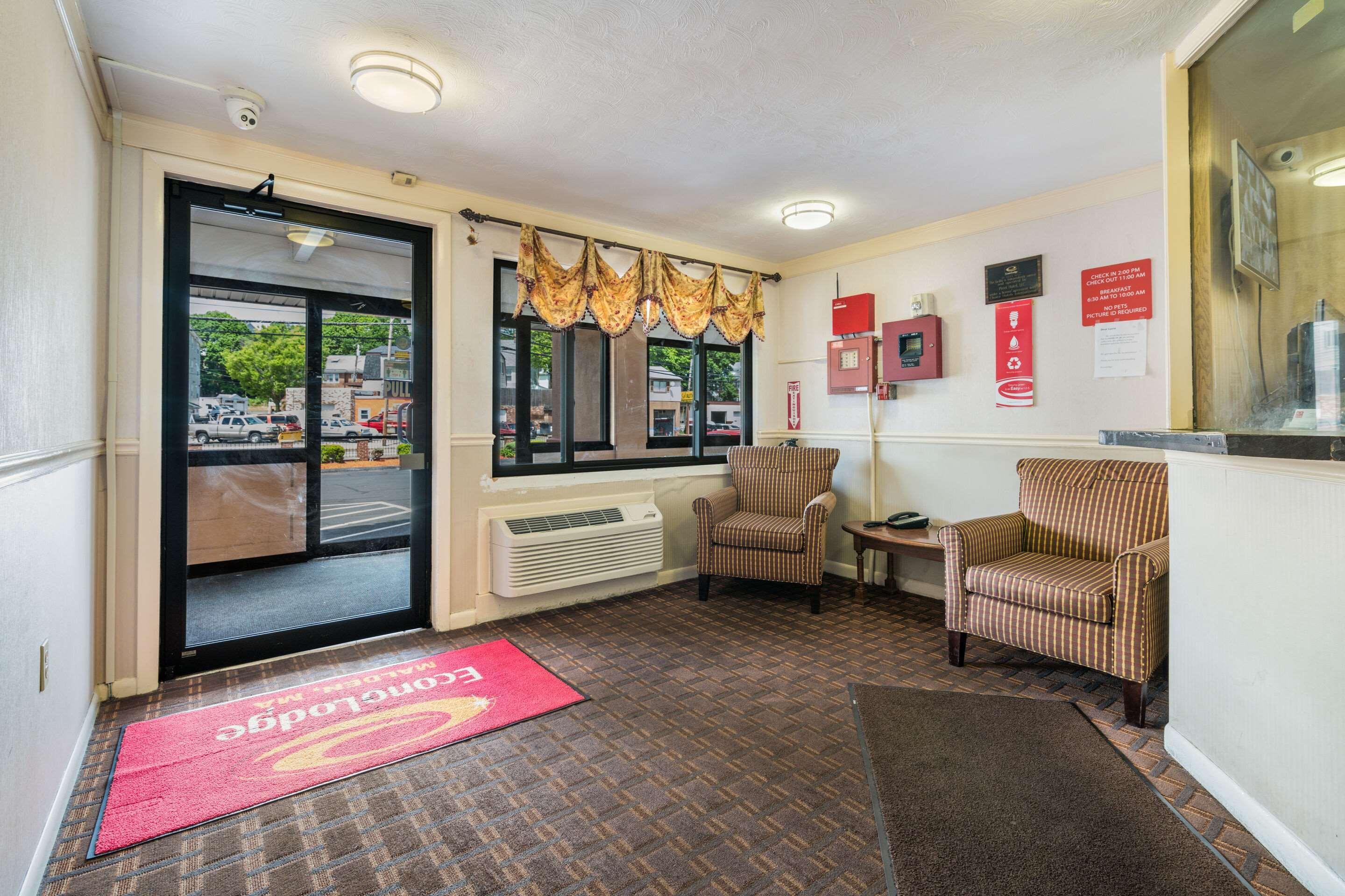 Econo Lodge Boston-Малден Экстерьер фото