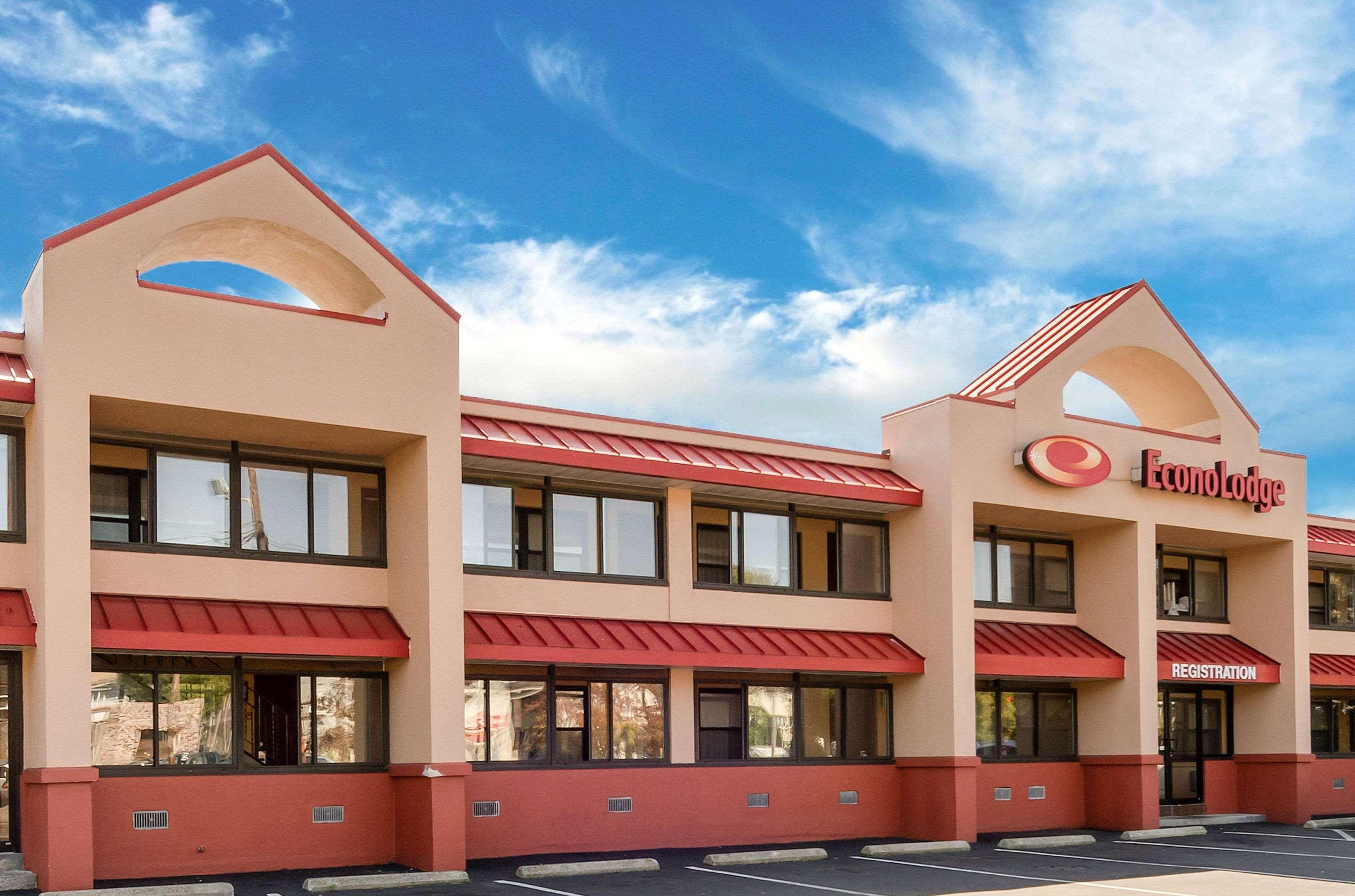 Econo Lodge Boston-Малден Экстерьер фото